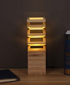 Creative solid wood table lamp