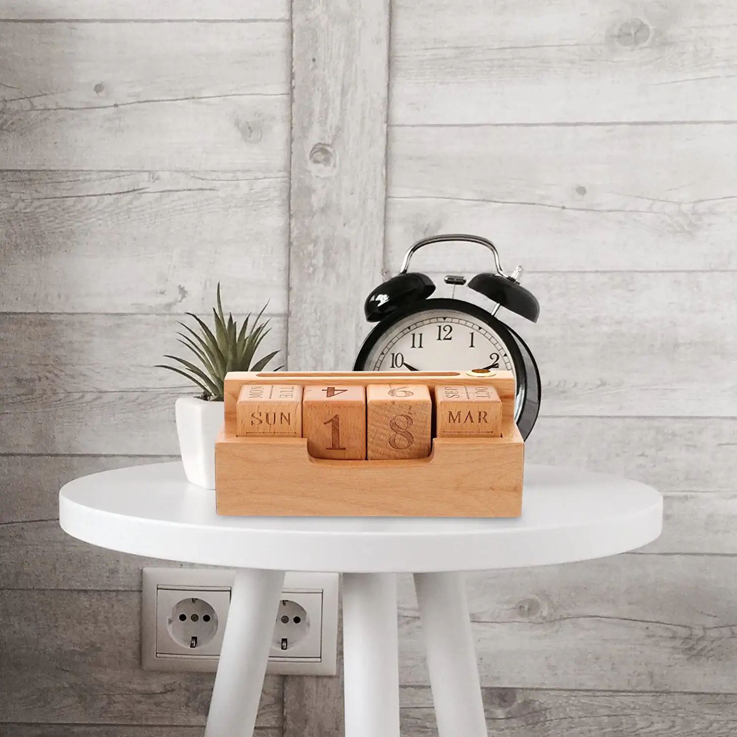 Solid Wood Creative Simple Calendar Desk - Image 3