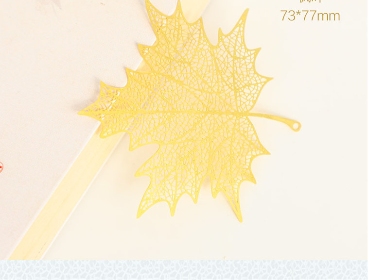 Metal Creative Paper Pattern Hollow Plating Maple Leaf Tassel Apricot Leaf Bookmark - Image 4