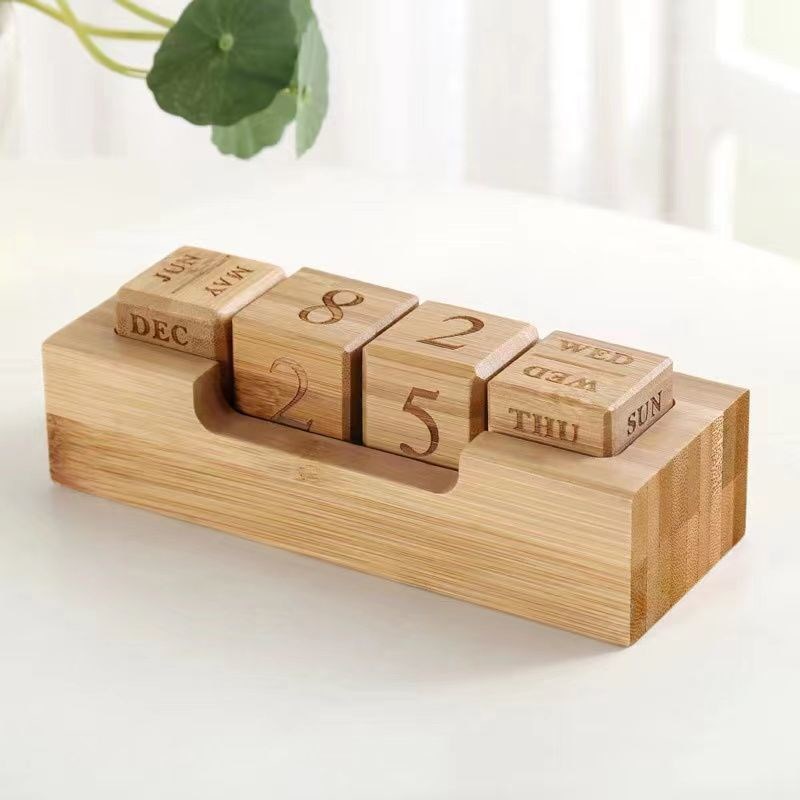 Solid Wood Creative Simple Calendar Desk - Image 4