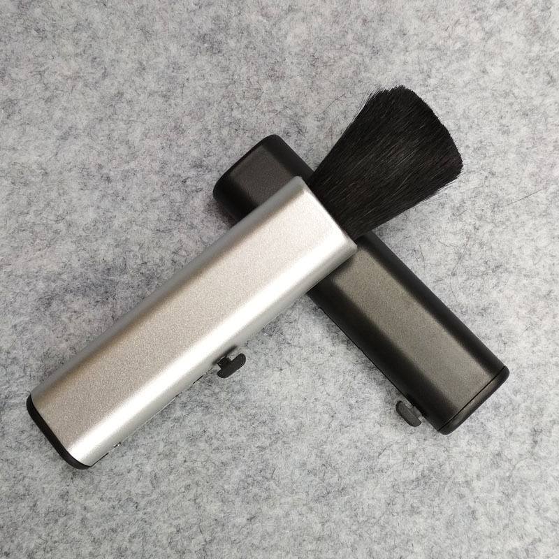 Air Outlet Computer Retractable Cleaning Brush - Image 3