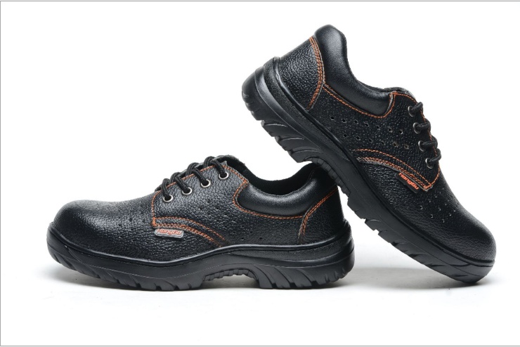 Antiskid and wear-resistant safety protection of Baotou working shoes safety shoes in summer - Image 3